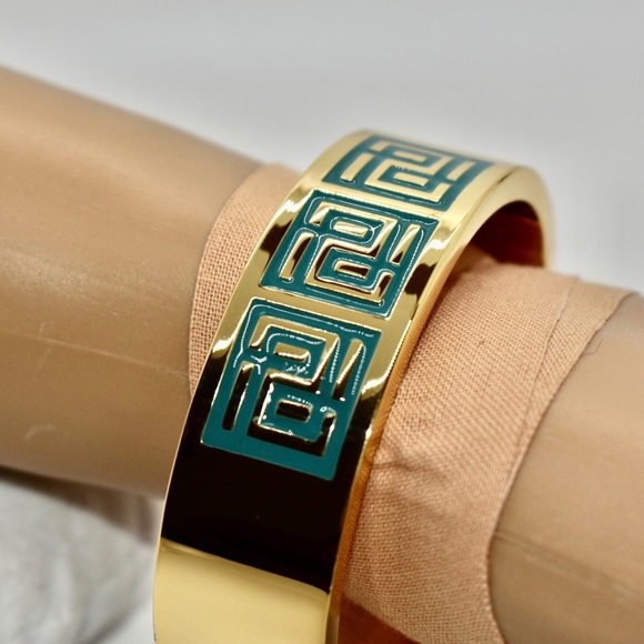 Parker Daniel Cuff Bracelet! - Picture 13 of 14